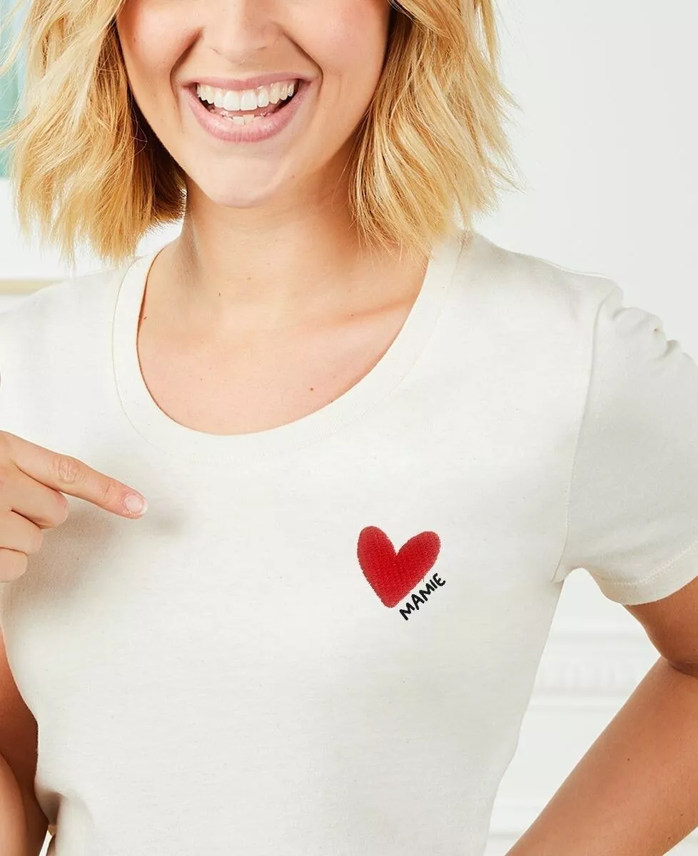 Granny big heart T-shirt (embroidered)